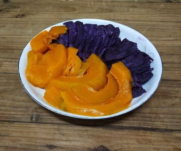 banh-khoai (1).jpg 2