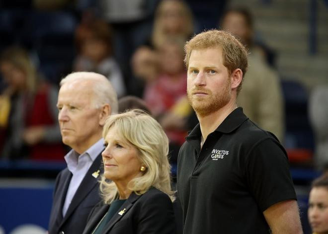 Nữ hoàng Anh có thể sẽ không gặp mặt Lilibet vì hành động 'bất hiếu' của Harry và Meghan  8