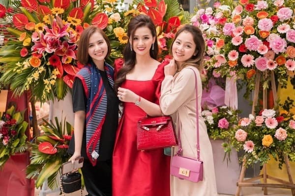 Linh Phương 'Nhật ký Vàng Anh' bất ngờ về nước sau nhiều năm đinh cư ở Séc, nhan sắc hiện tại ra sao? 0