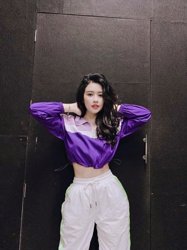 Quyên Qui 0
