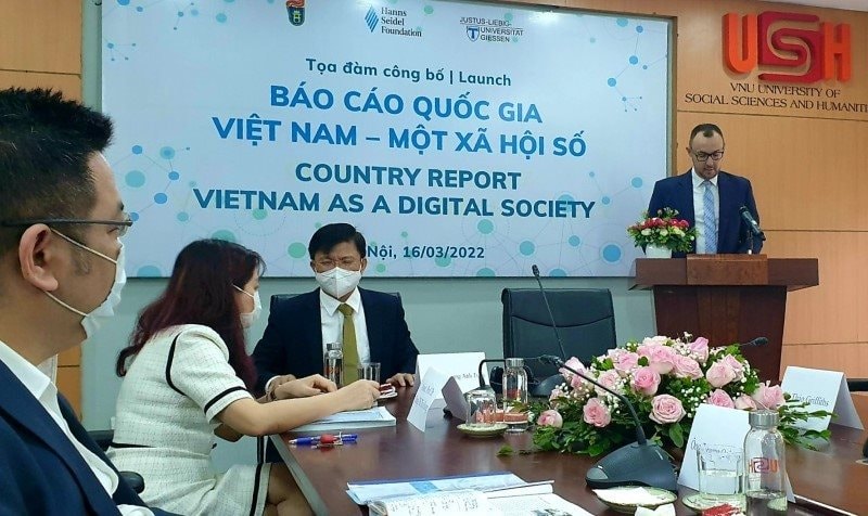 cong-bo-bao-cao-quoc-gia-viet-nam-mot-xa-hoi-so-2.jpg