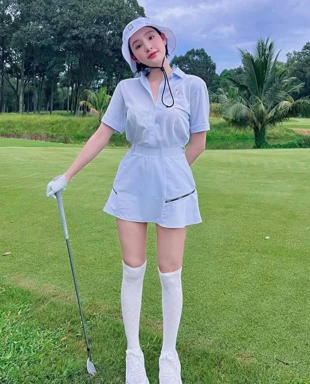 hien-ho-ngay-cang-sang-chanh-va-check-in-deu-dan-tren-san-golf-nhieu-hon-ca-san-khau-lieu-co-tim-thay-tinh-yeu-noi-day-3-ngoisaovn-w620-h768 8