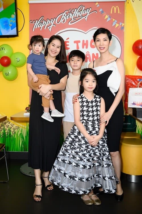nua-dem-than-thuy-ha-dang-dan-trach-xuan-lan-bao-dong-chuyen-gi-day-6-ngoisaovn-w500-h751 0