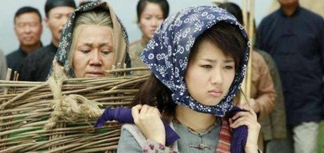 Lưu Diệc Phi, Lý Thấm hóa thân thành những cô thôn nữ liệu có còn xinh đẹp nữa không? 1