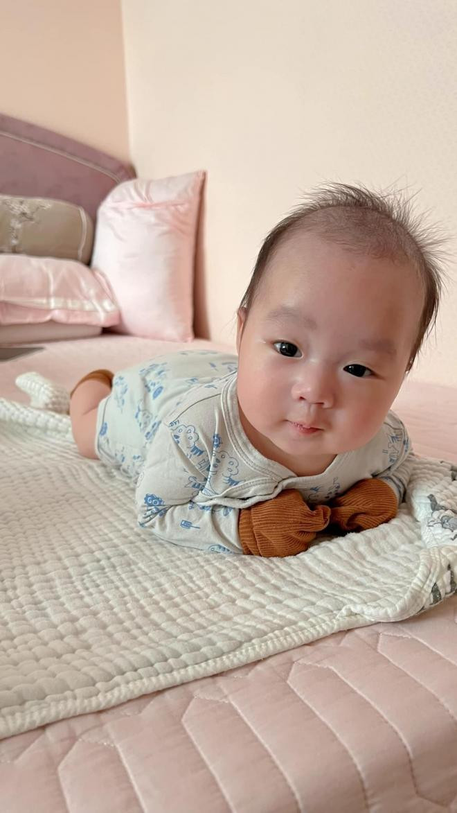 Diệp Chi nghiện cháu  1