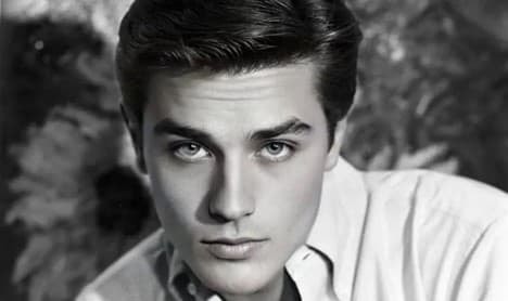 'Tài tử điển trai nhất' Alain Delon lựa chọn an tử ở tuổi 86, con trai chia sẻ lý do ủng hộ quyết định của cha   1