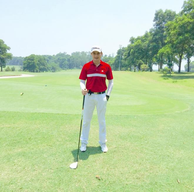 minh-luan-bat-trend-ra-san-golf-thua-nhan-chia-tay-ban-gai-xinh-dep-chi-qua-mot-cau-noi-3-ngoisaovn-w2048-h2032 7