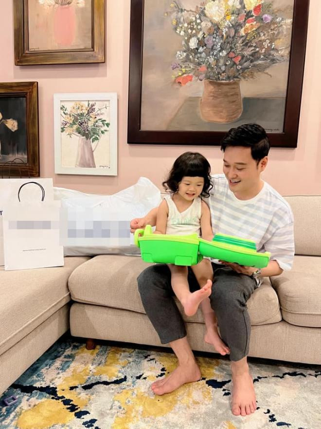 quang vinh mừng đầy tháng cháu  0