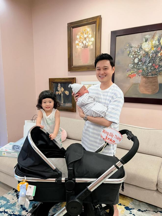 quang vinh mừng đầy tháng cháu  2