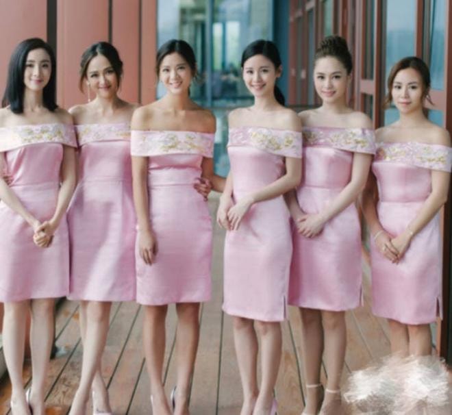 Váy phù dâu của người nổi tiếng bị 