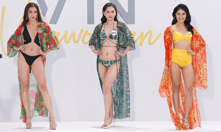 Thí sinh Hoa hậu Hoàn vũ Việt Nam diễn bikini