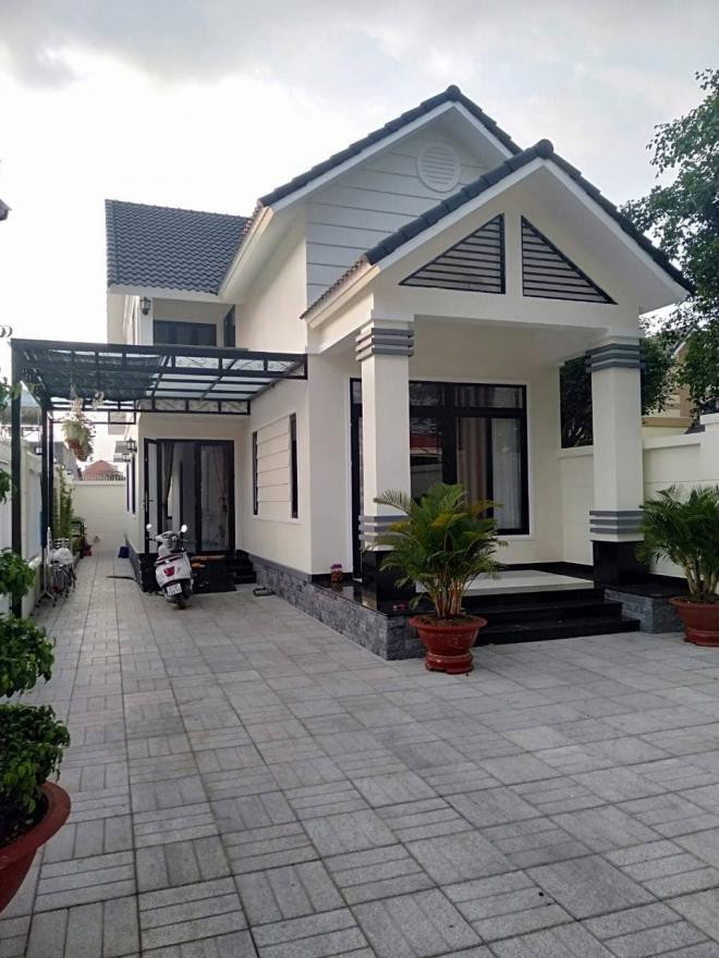 mẫu nhà mái thái  13