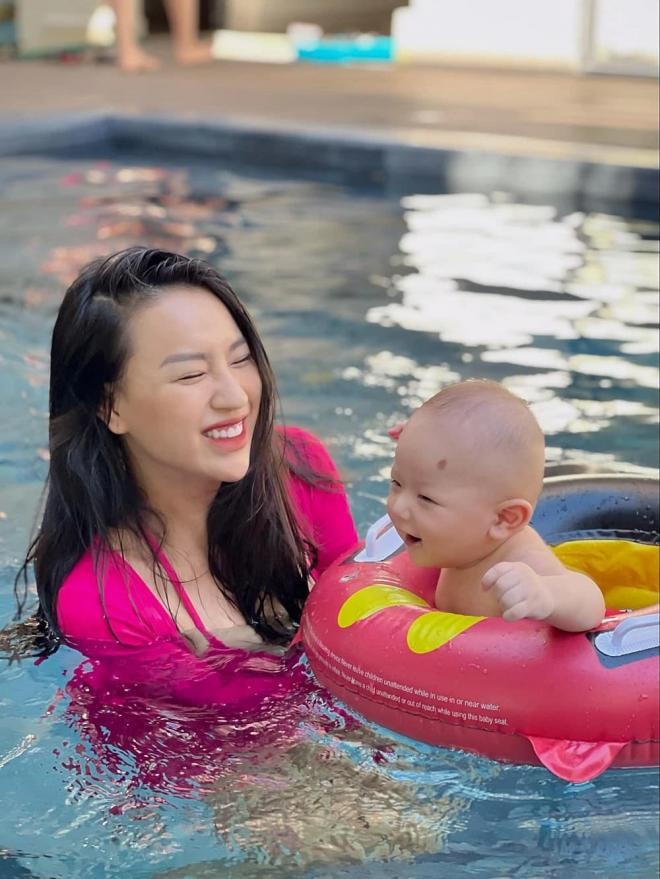 Nhan sắc nóng bỏng, đẹp 'khó cưỡng' của DJ Tít sau khi sinh con cho chồng mới 2