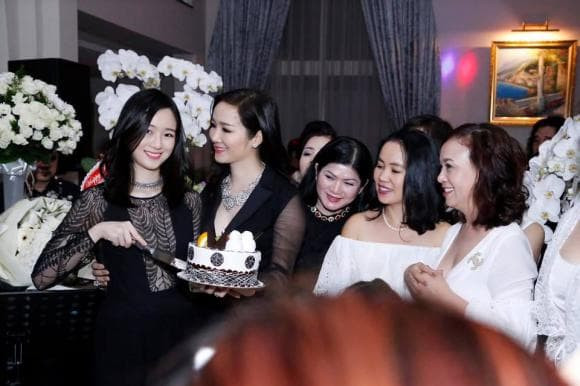 anh sa con gái giáng my 5 anh sa con gái giáng my 5
