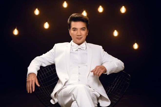 -dam-vinh-hung-buc-xuc-lam-clip-khang-dinh-dieu-chac-nich-22toi-khong-tu-nhan-minh-la-22ong-hoang-nhac-viet2222-1-ngoisaovn-w960-h639 0 -dam-vinh-hung-buc-xuc-lam-clip-khang-dinh-dieu-chac-nich-22toi-khong-tu-nhan-minh-la-22ong-hoang-nhac-viet2222-1-ngoisaovn-w960-h639 0