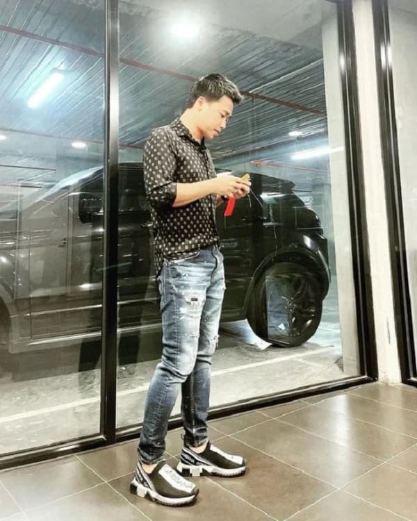 ban-trai-cu-hoa-minzy-khoe-ca-khuc-tu-sang-tac-tu-3-nam-truoc-0b6496ec-ngoisaovn-w600-h750 0