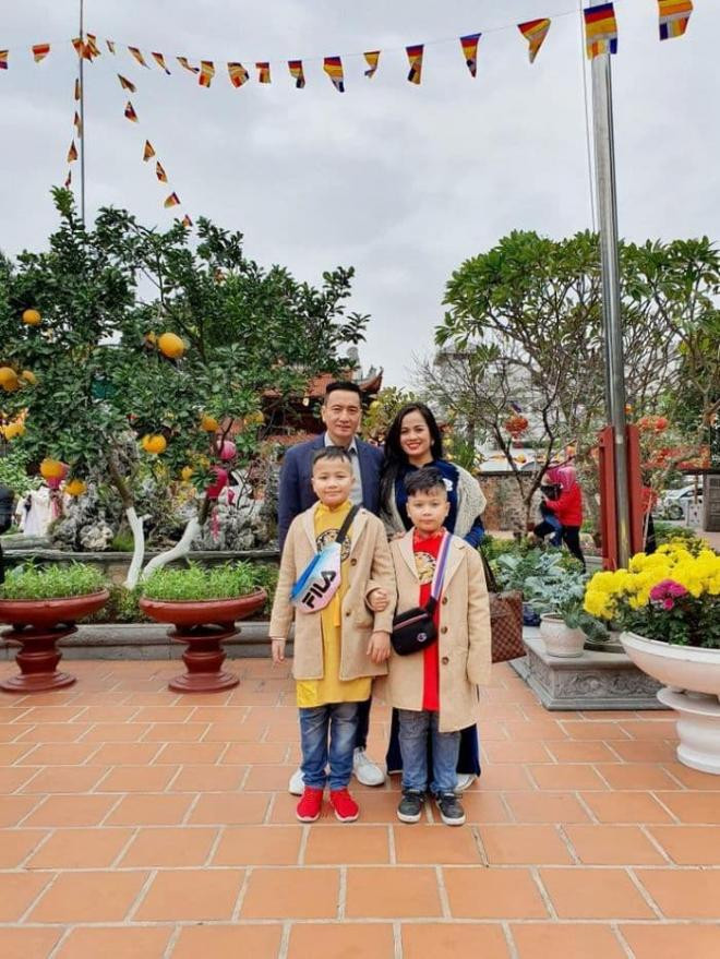 Thu Hà thương ngày nắng về  0