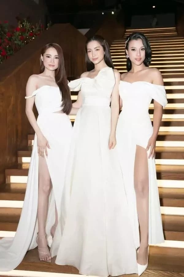mang-xa-hoi-ro-lai-221-khung-anh-2-so-phan22-cua-hoang-oanh-hoa-minzy-nha-phuong-1-ngoisaovn-w600-h901 5