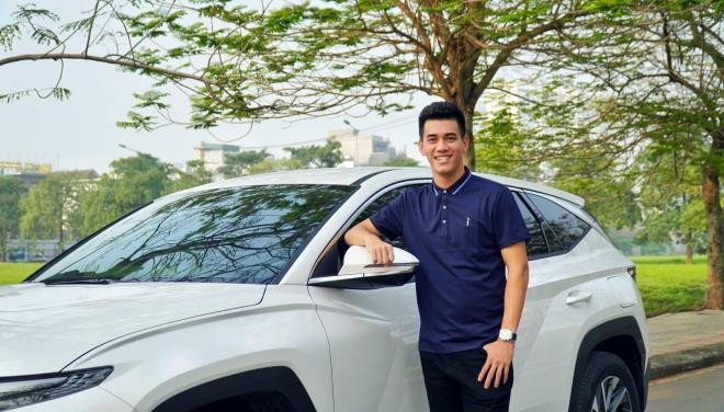 Tiến Linh mua xe 4