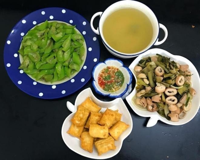 cơm nhà ngày nóng 9