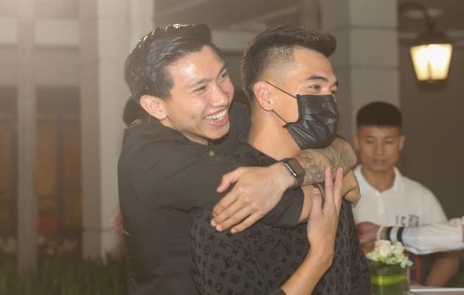 Đoàn Văn Hậu và bạn gái cũ  2