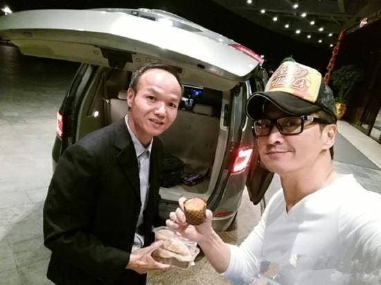 Đẹp trai hơn Lưu Đức Hoa, từng làm nghề chuyển xác chết, và khi đang ở đỉnh cao phong độ, 
