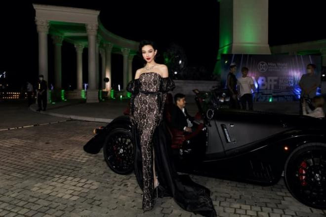 thuy-tien-hoa-quy-co-sang-sang-chanh-nhung-lai-bi-tieu-vy-luong-thuy-linh-va-kieu-loan-22chat-dep22-10-ngoisaovn-w700-h467 8