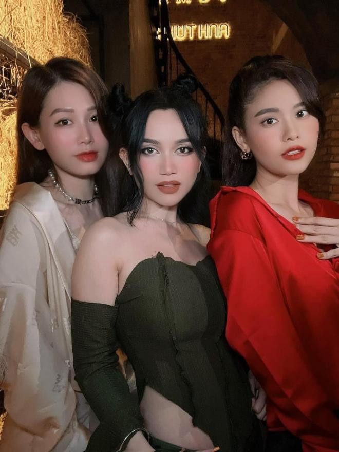 giua-nghi-van-yeu-duong-cua-truong-quynh-anh-va-chi-dan-ban-than-nu-dien-vien-lam-ro-moi-quan-he-qua-mot-chi-tiet-4-ngoisaovn-w960-h1280 3