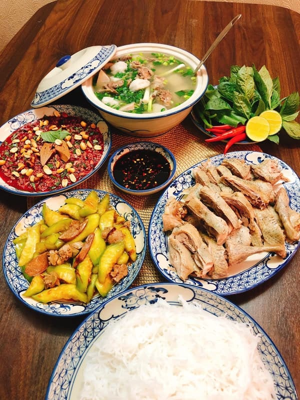 cơm cuối tuần 8 cơm cuối tuần 8