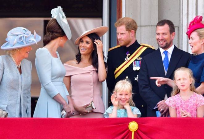 Bà Camilla phách lối như thế nào? Thấy Kate giống Diana nên 'chơi chiêu' khiến cô gọi món ăn mà Charles ghét nhất  2
