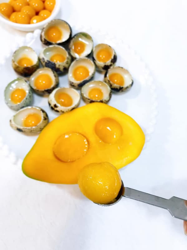 trà sữa trứng lòng đào  5