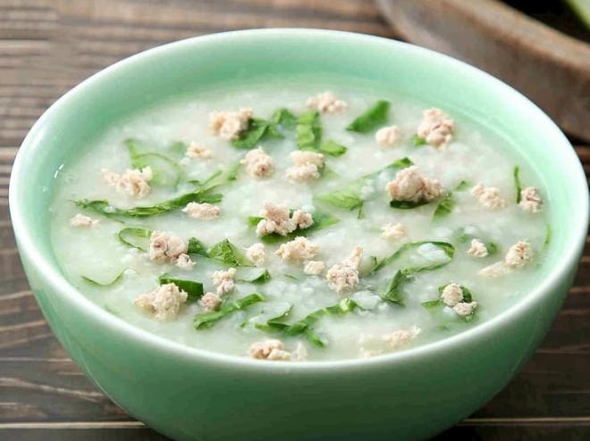 cách nấu cháo thịt rau củ 2