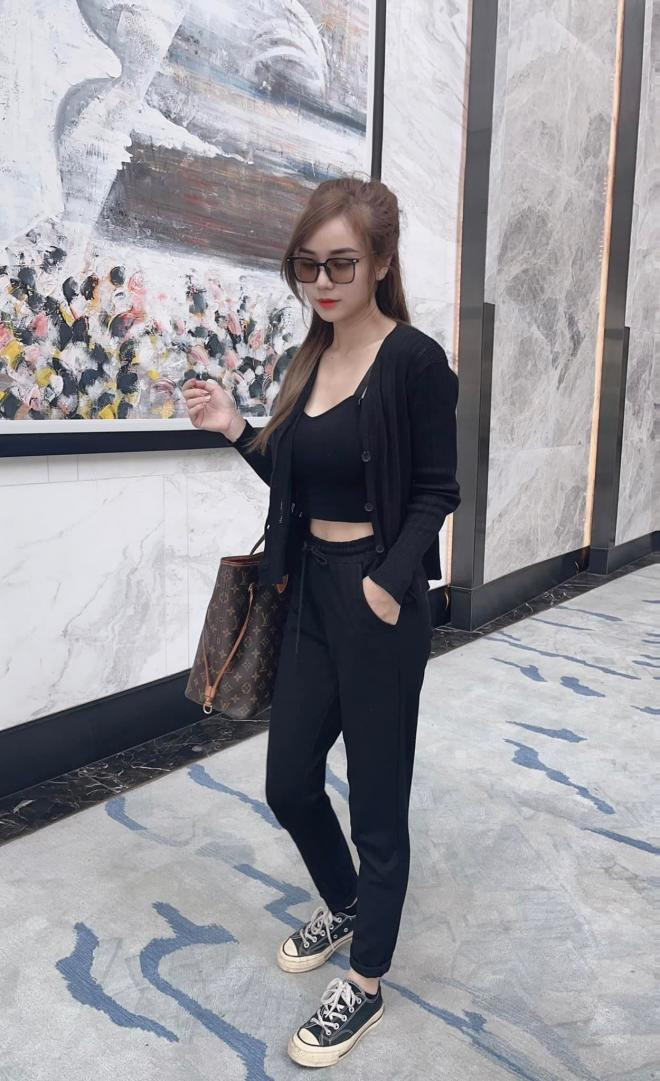 Cindy Lư và tấn trường  1