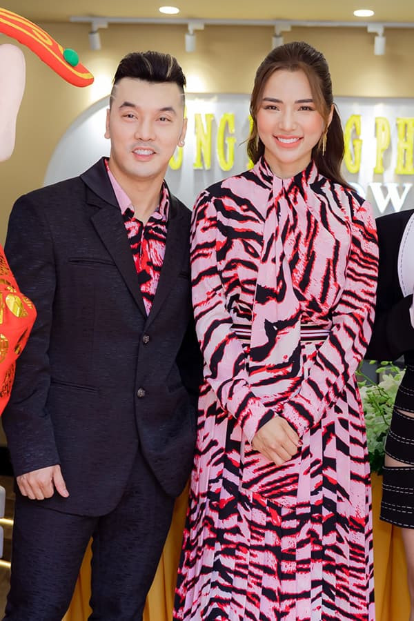 phong-van-ung-hoang-phuc 5 phong-van-ung-hoang-phuc 5