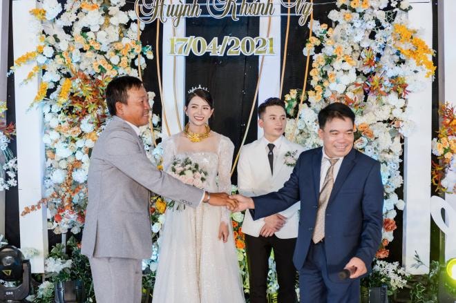 đám cưới Phan Mạnh Quỳnh và Khánh Vy  7