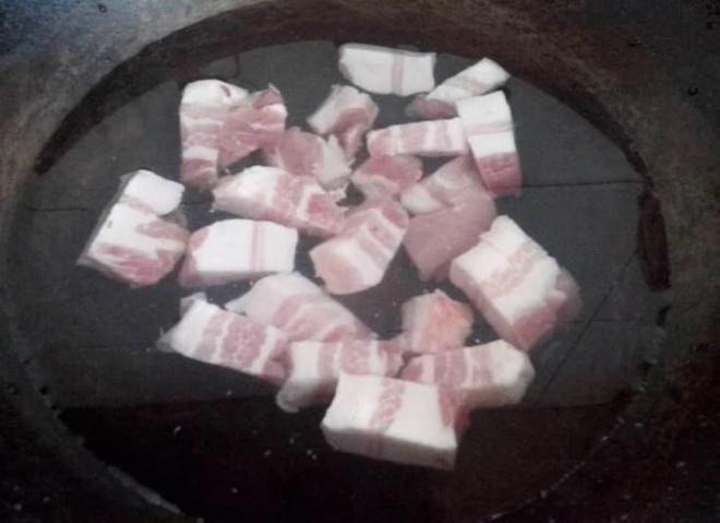 thit-kho-tau (2).jpg 3