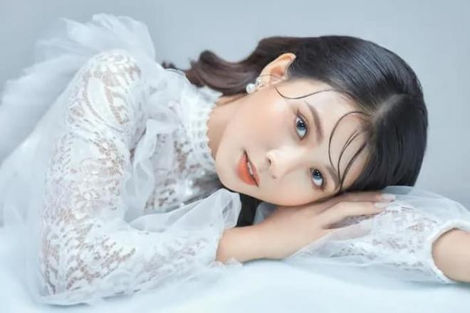 Nhan sắc đời thường cực xinh đẹp của con gái Việt Anh trong 'Chồng cũ, vợ cũ, người yêu cũ' 12