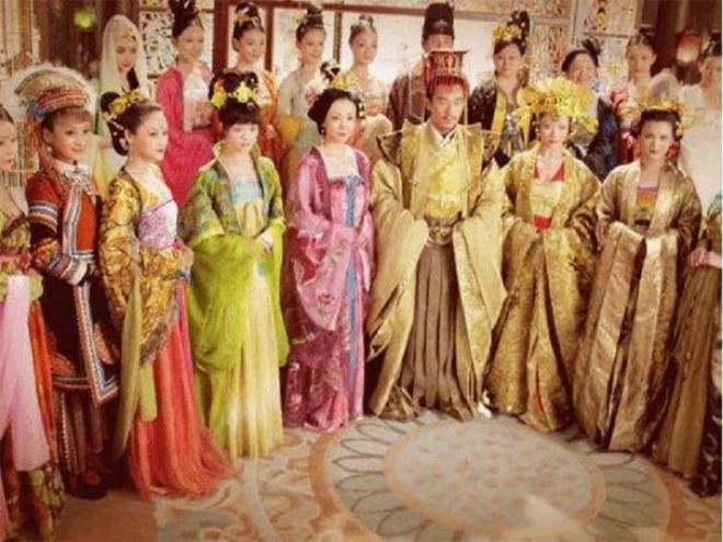 Chu Đệ giết toàn bộ phi tần hậu cung 0