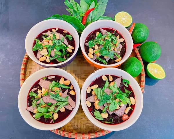 tiết canh  1