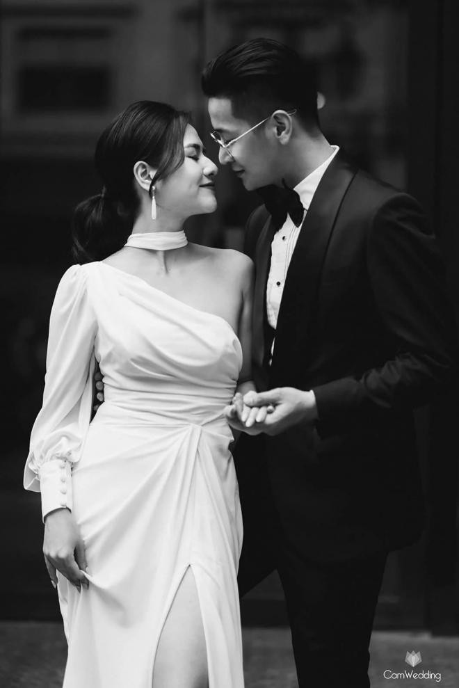 Diễn viên Việt Hoa tung loạt ảnh cưới 'tình bể bình' bên bạn trai đẹp như tài tử điện ảnh 10 Diễn viên Việt Hoa tung loạt ảnh cưới 'tình bể bình' bên bạn trai đẹp như tài tử điện ảnh 10