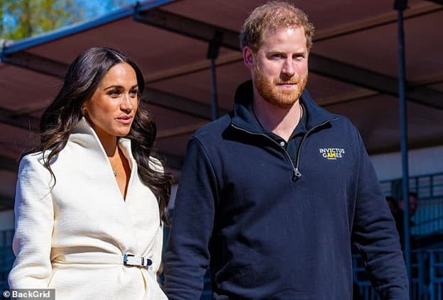 Netflix phải hủy bỏ show của Meghan vì giá cổ phiếu tụt dốc không phanh từ sau khi muốn quảng bá  2