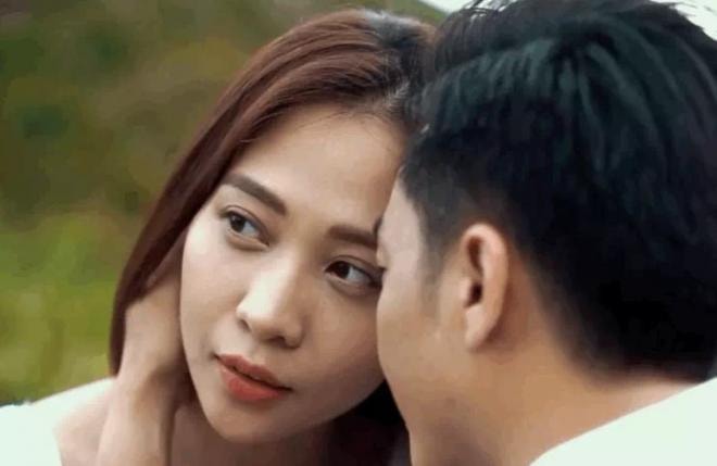 dam-thu-trang-dang-hau-truong-anh-cuoi-chua-tung-cong-bo-nhung-nguyen-nhan-lai-lien-quan-den-ai-nu-2-ngoisaovn-w1136-h740 3