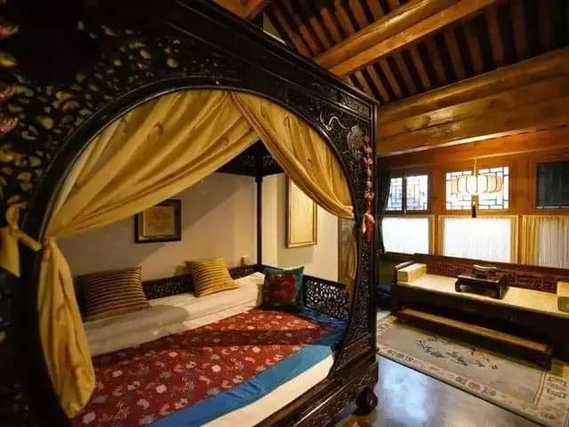 giường ngủ hoàng đế 1