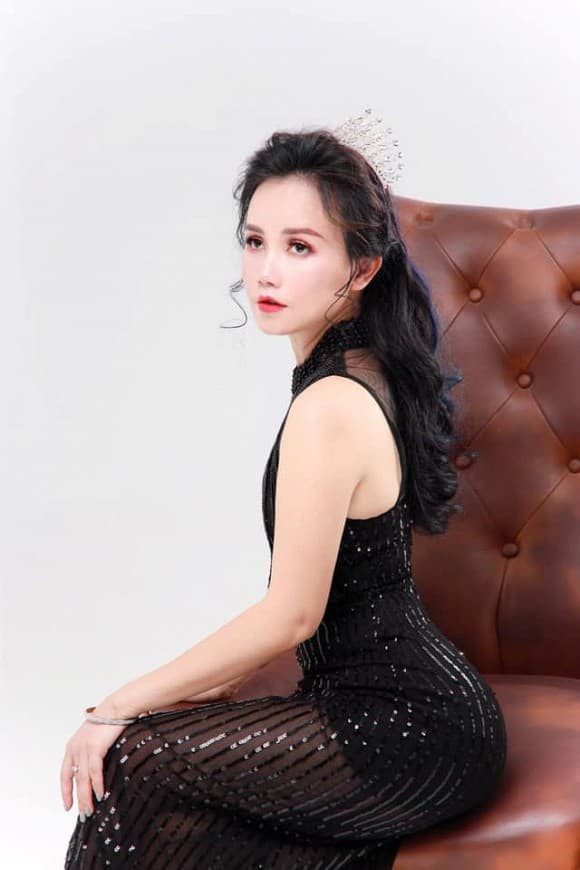 1573464739-106-my-nhan-viet-4-doi-chong-ke-chuyen-te-nhi-cung-phat-ngon-gay-tranh-cai-dao-hoang-yen--2--1573446802-width580height870.jpg 0