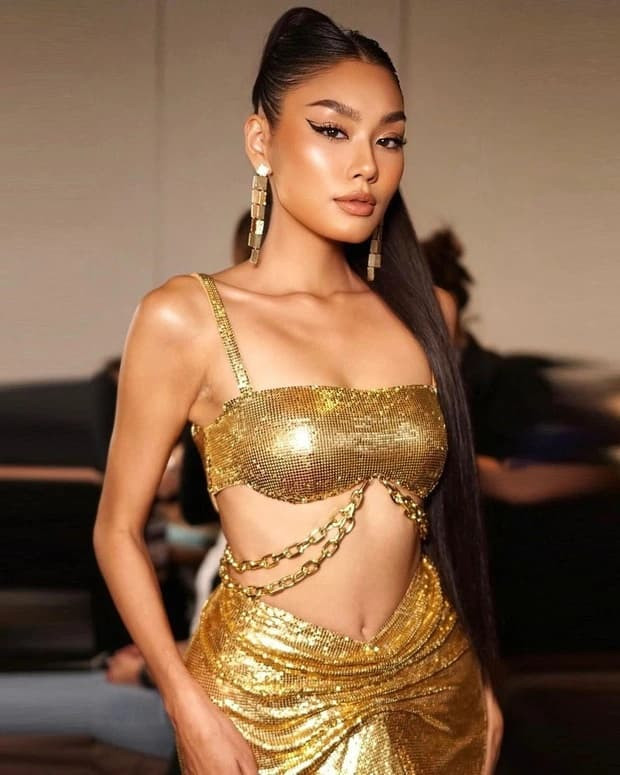 dan-22quai-vat-5000-mau22-vang-mat-trong-duong-dua-top-16-miss-universe-vietnam-vi-tri-dung-dau-bang-gay-ngo-ngang-3-ngoisaovn-w620-h775 2 dan-22quai-vat-5000-mau22-vang-mat-trong-duong-dua-top-16-miss-universe-vietnam-vi-tri-dung-dau-bang-gay-ngo-ngang-3-ngoisaovn-w620-h775 2