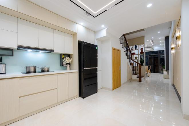 cải tạo nhà tầng  18