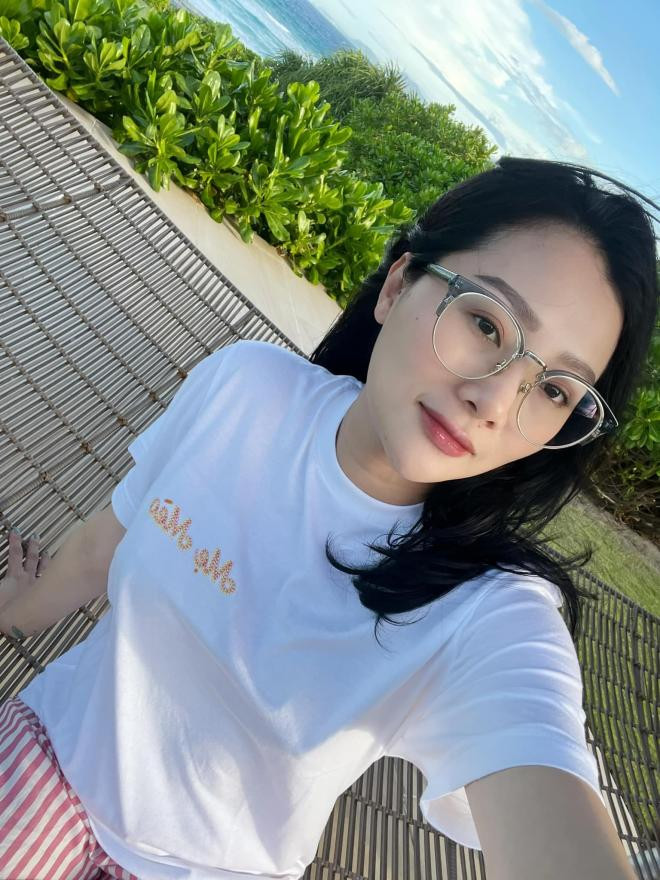em gái Quang Vinh đi Nha Trang  8