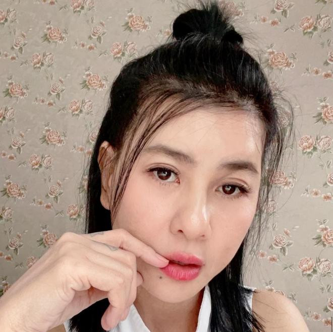 Cát Phượng đăng đàn giữa đêm  0