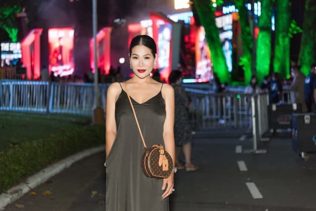hoa-khoi-huong-hoang-95 (1)_resize.jpg 0 hoa-khoi-huong-hoang-95 (1)_resize.jpg 0