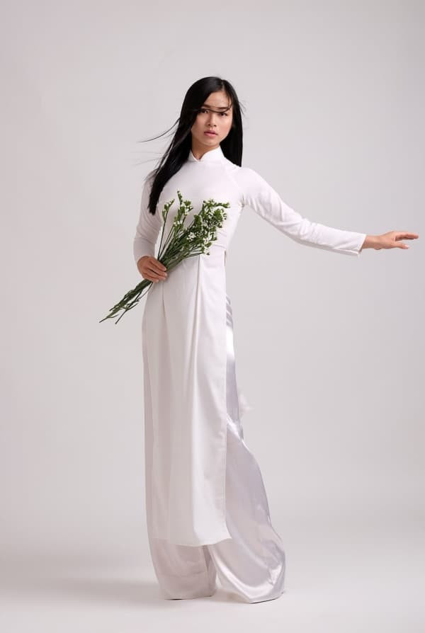 hang-loat-cac-guong-mat-mi-nhan-dinh-dam-quyet-dinh-22chinh-chien22-tai-hoa-hau-cac-dan-toc-viet-nam-2022-13-ngoisaovn-w600-h894 2